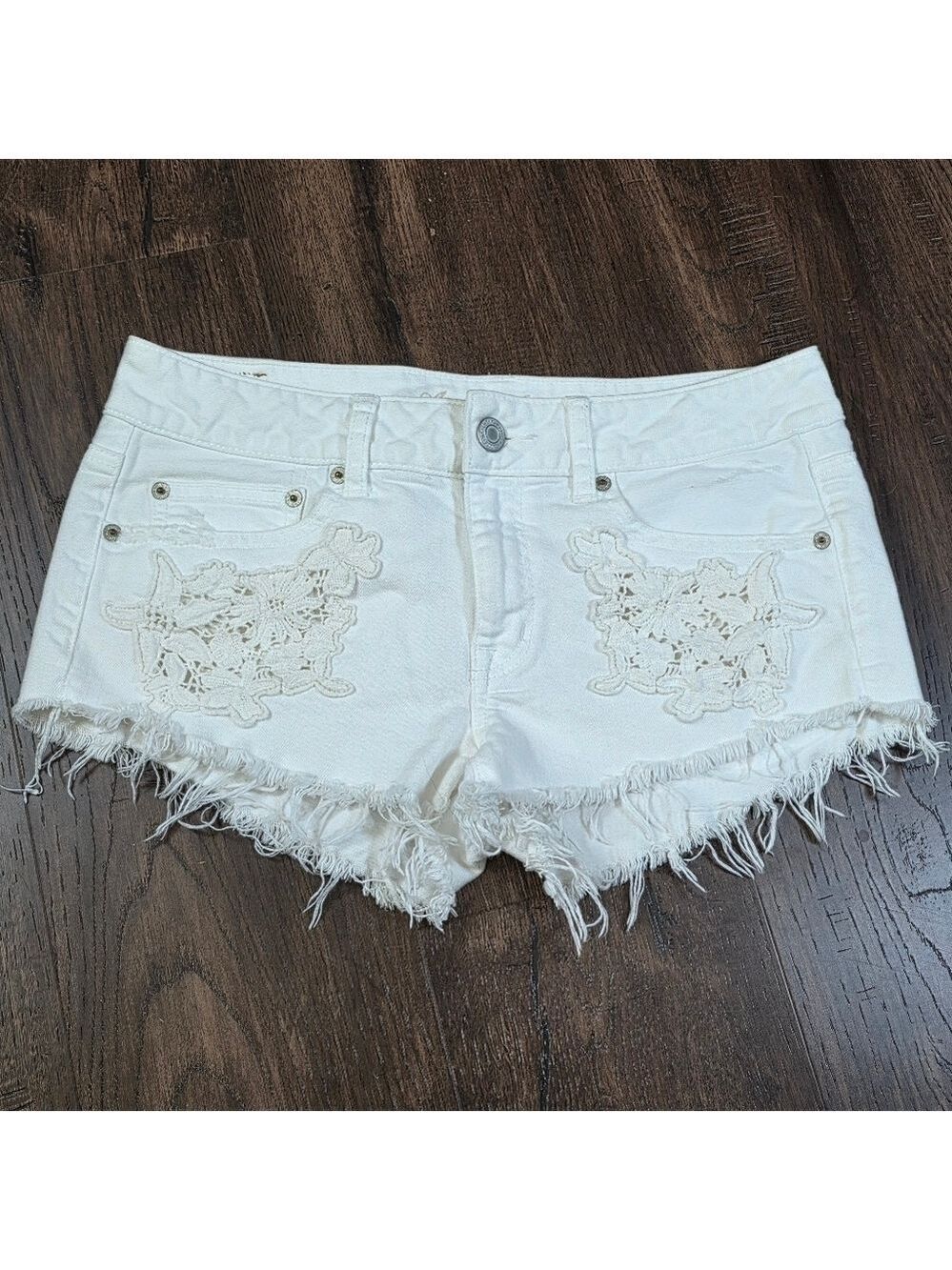 American Eagle White Floral Embroidered Denim Shorts